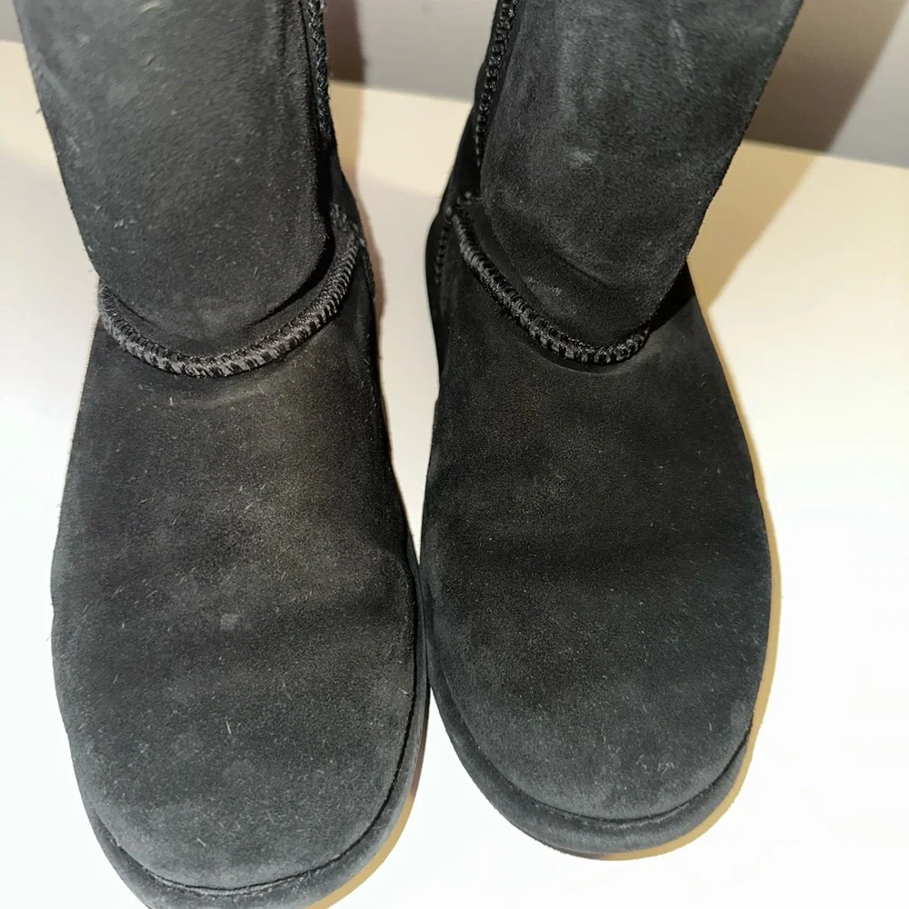 Bearpaw Youth Black Suede Shearling Boots (Size 3Y)